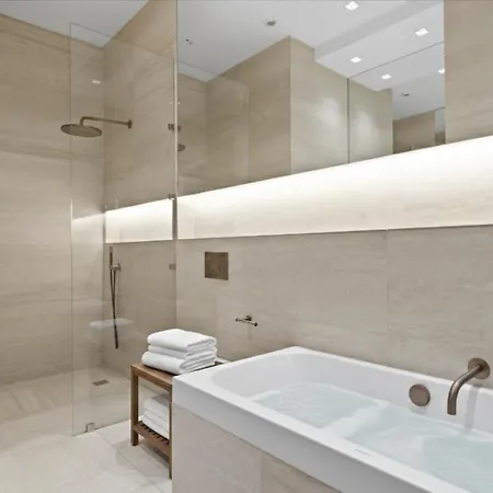 4 Bedrooms Georges V Tour Eiffel * Paris