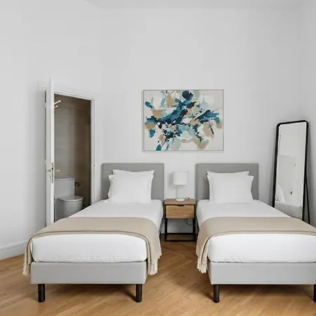 4 Bedrooms Georges V Tour Eiffel *
